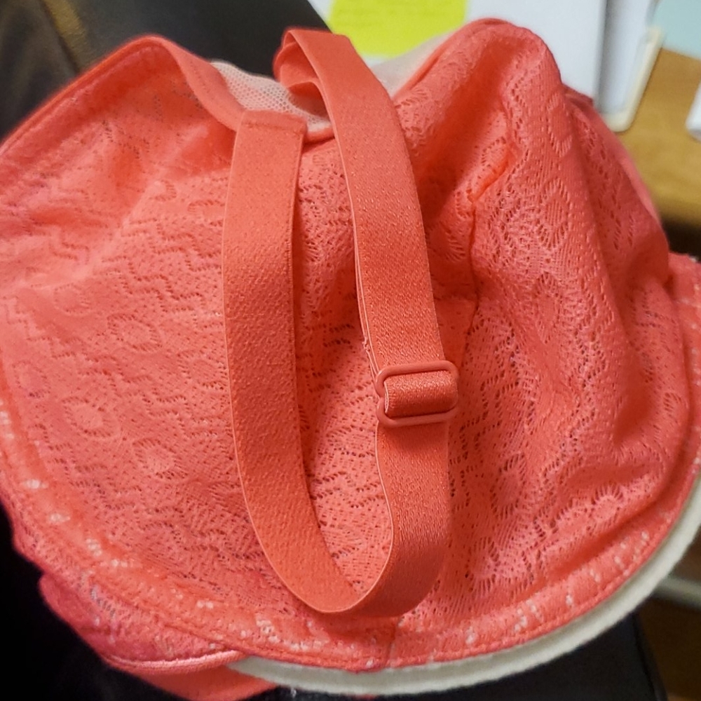 Bra - Picture 7 of 8